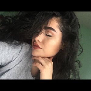 Meet your Posher, Catherine